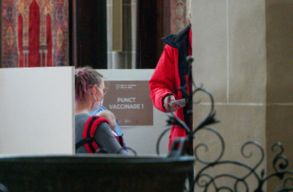 M�r a brass�i Fekete templomban is oltott�k az embereket