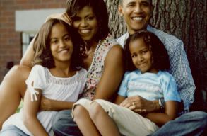 Nagy csinnadratt�val akarja meg�nnepelni 60-ik sz�linapj�t Barack Obama