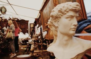 Azt �zeni a feketet�i polg�rmester, ne k�sz�lj�n senki a v�s�rba, mert nem tartj�k meg!