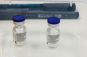 Pfizer: a harmadik olt�s t�bb mint 95 sz�zal�kos hat�konys�got mutatott ki