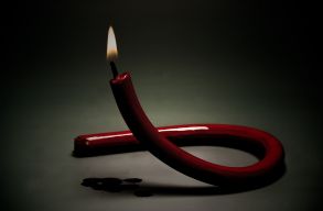 AIDS-vil�gnap van ma, Ferenc p�pa is megeml�kezett a j�rv�ny miatt vesz�lyben l�v� HIV-fert�z�ttekr�l